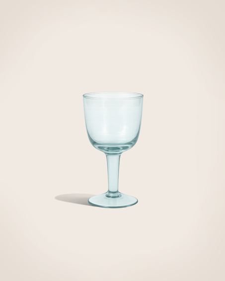 Set of 4 Hera stemmed glasses