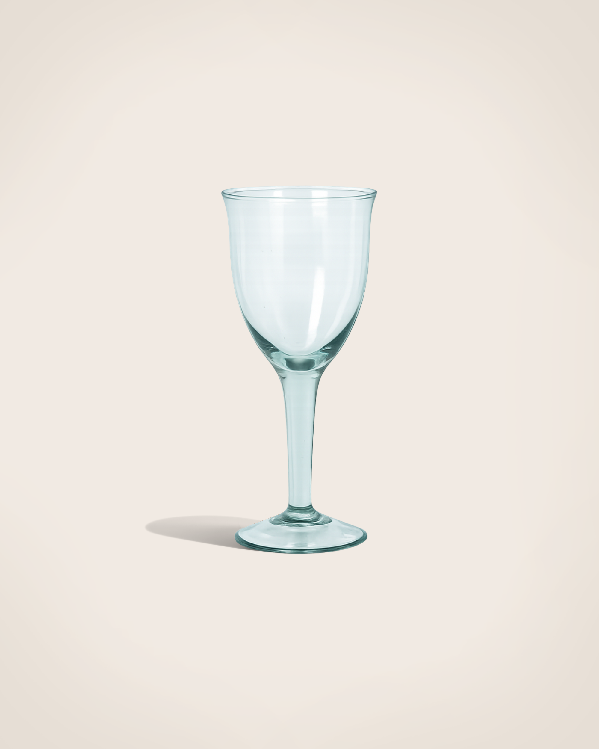 Set of 4 Hera stemmed glasses