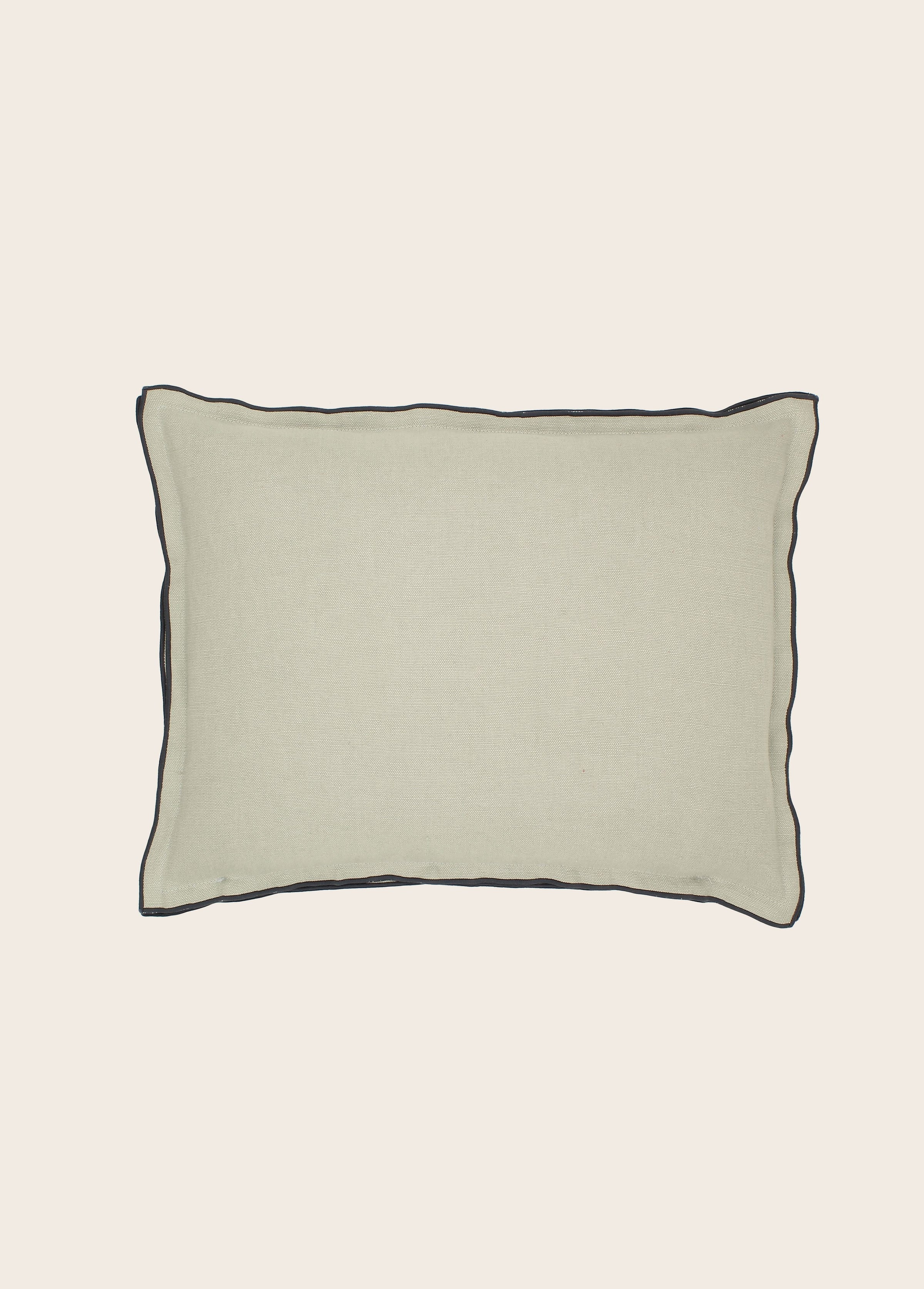 Housse de coussin Maya en lin sauvage et bourdon noir teintes naturelles