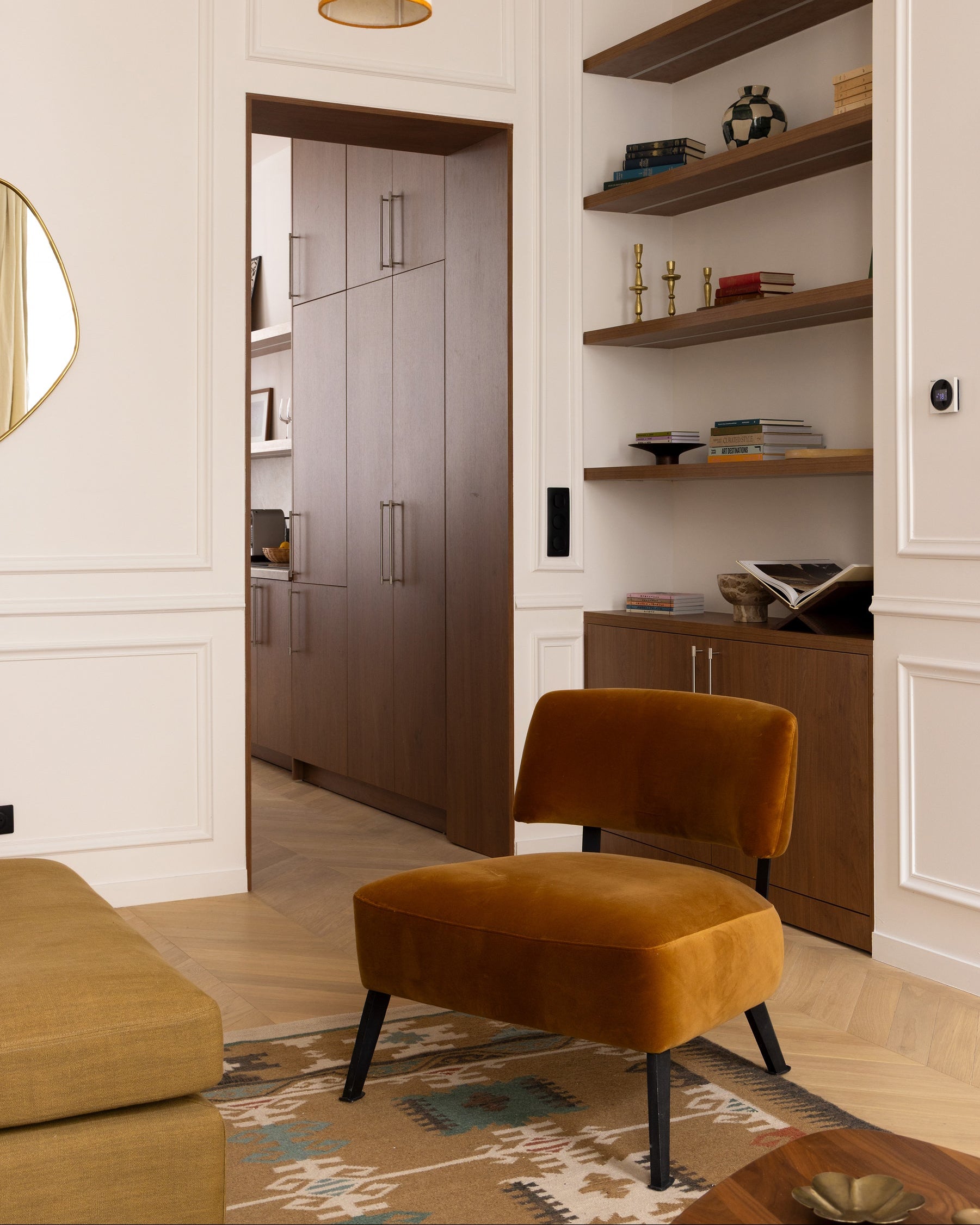 Kaar armchair