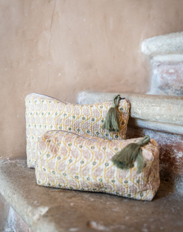 Badoo quilted pouch
