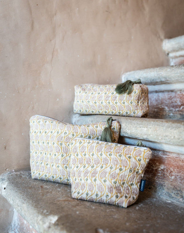 Badoo quilted pouch