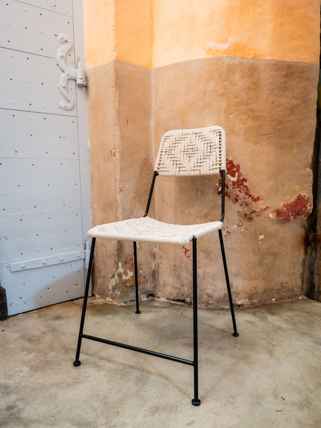 Murgi lozenge chair