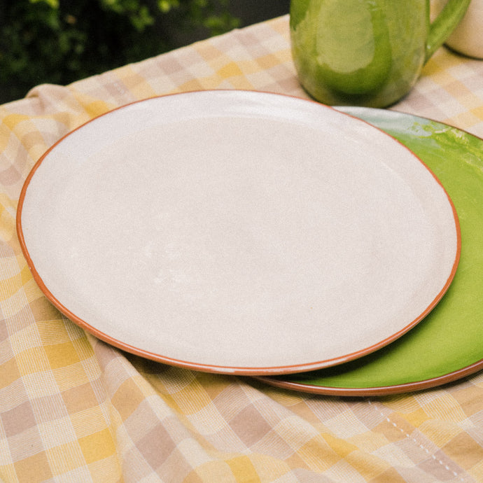 Plat à tarte en argile blanc