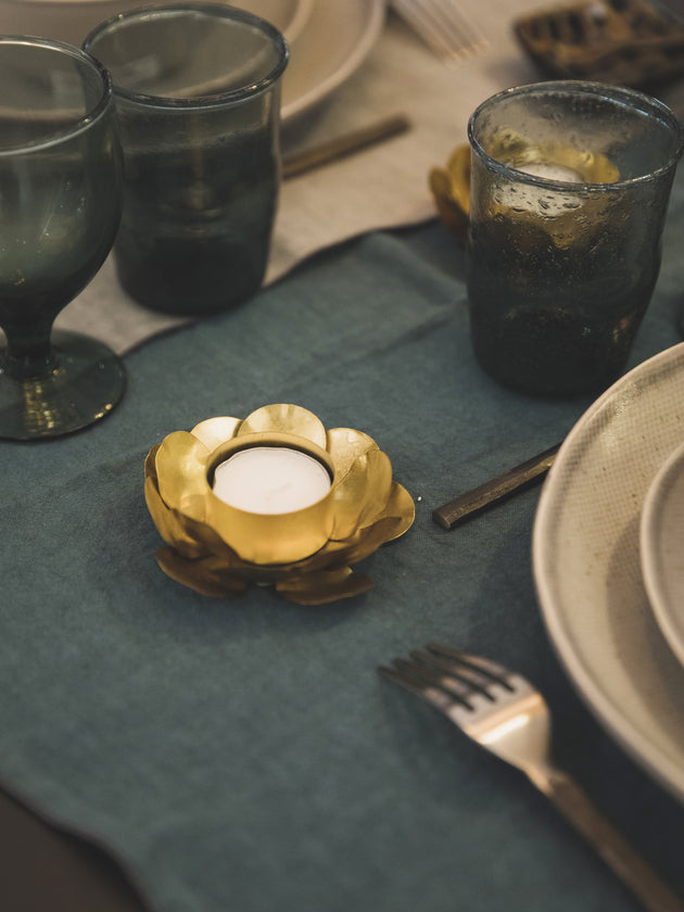 Petit bougeoir doré en metal pour petites bougies