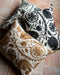 Trois housses de coussin en coton brodé Anor couleur Cannelle, Cypres et Reglisse