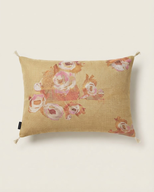 Gareth floral cushion cover