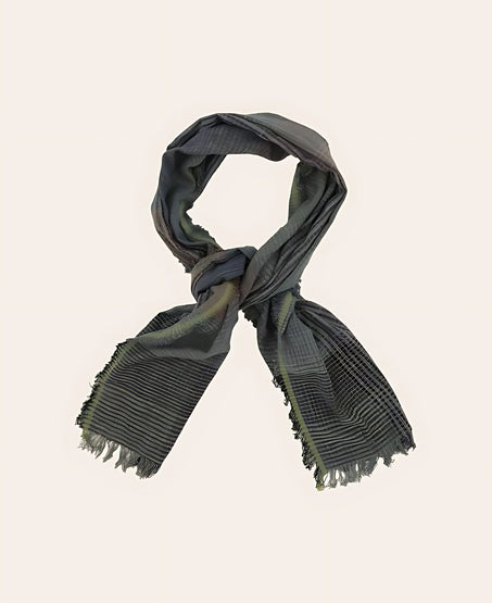 Teila Scarf