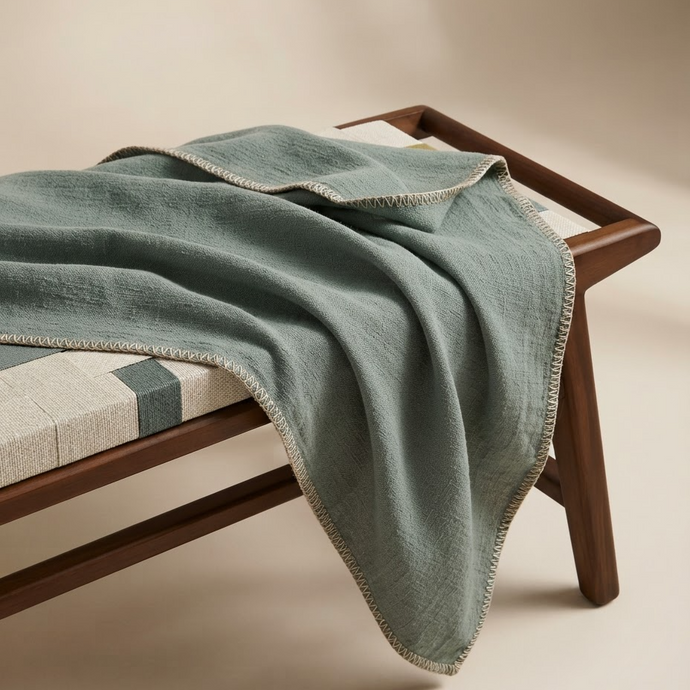 Zarif bedspread