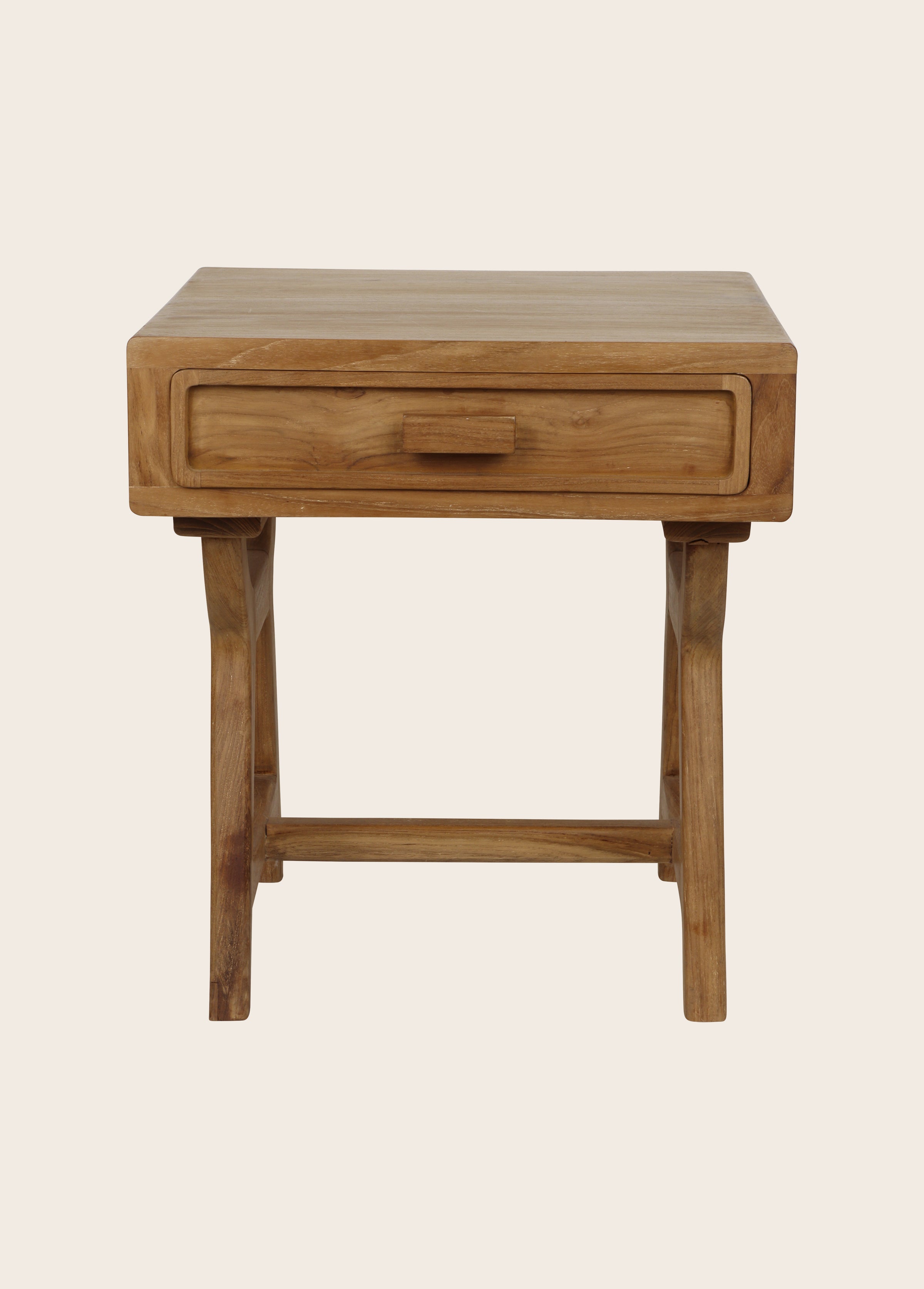 Packshot de la table de chevet Elior en teck