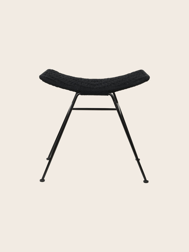 Tabouret Murgi losange en coton couleur charcoal et sa structure en fer.