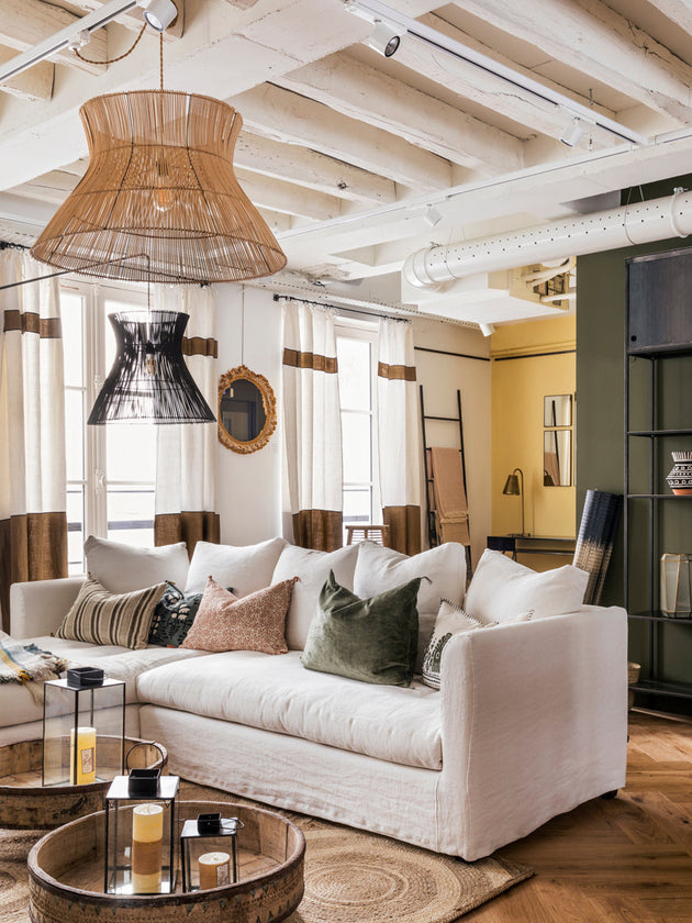 Suspension Halo en rotin coloris noir et naturel