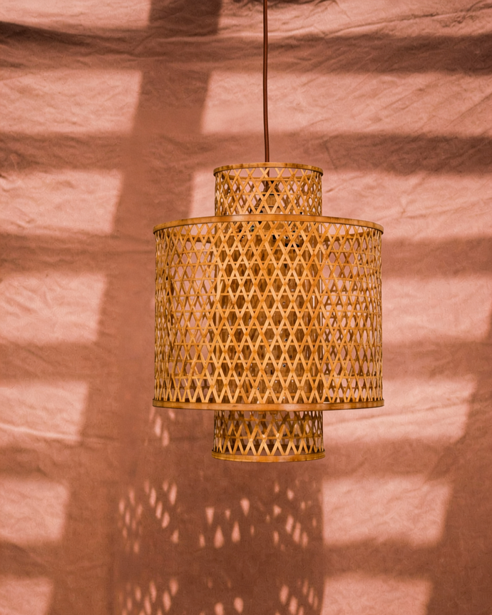 Elegante suspension en métal Ilam en extérieur