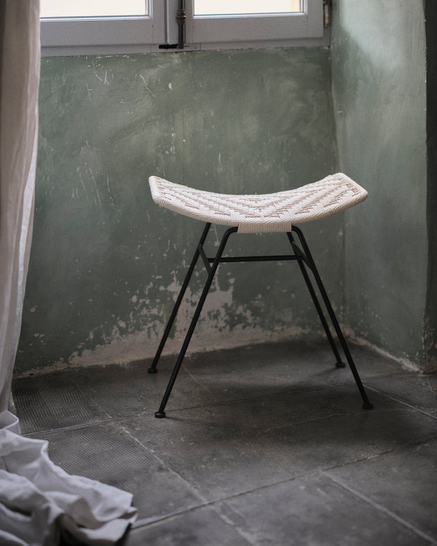 Tabouret murgi losange en fer et coton couleur ivoire