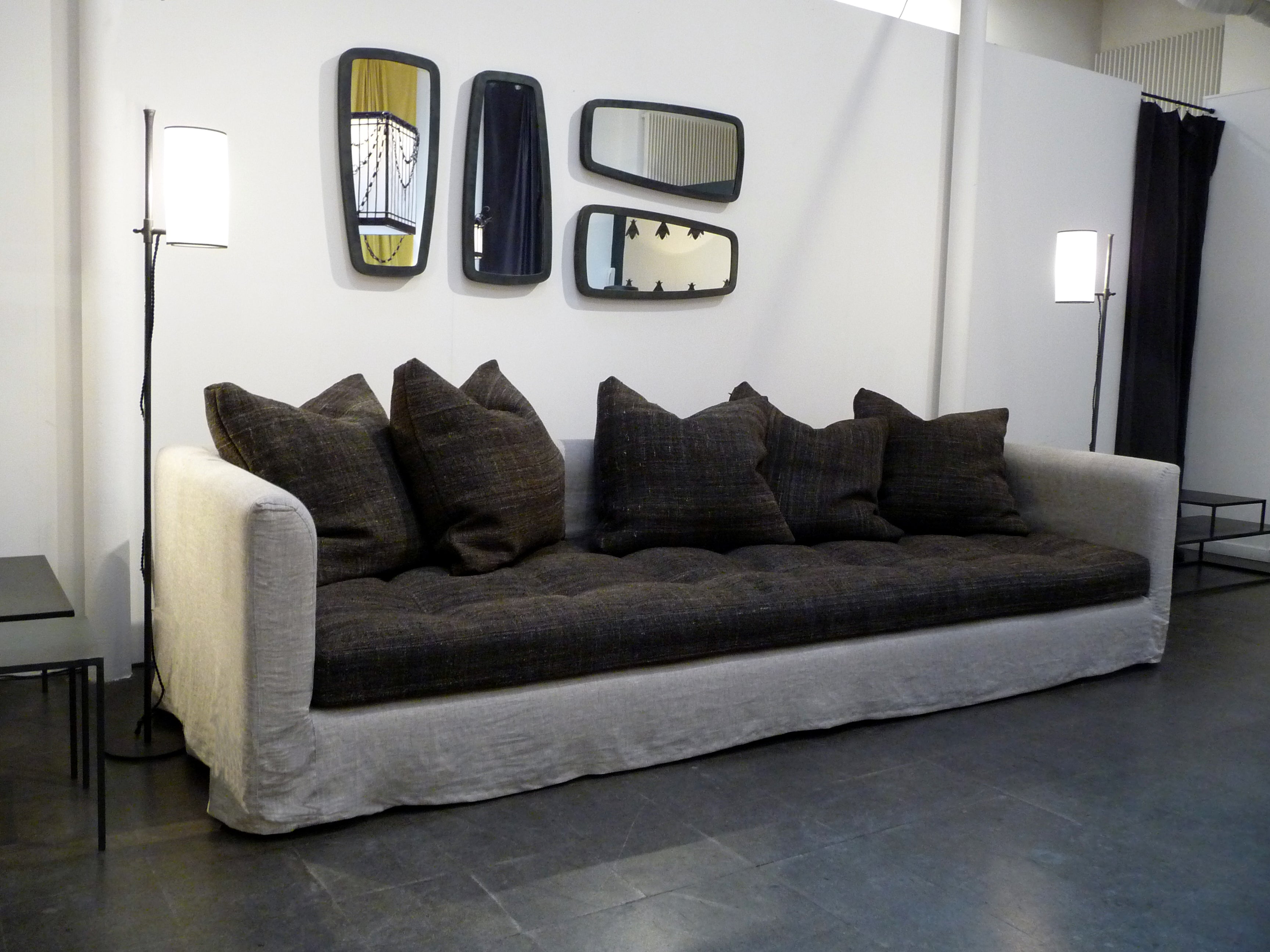Thala Sofa