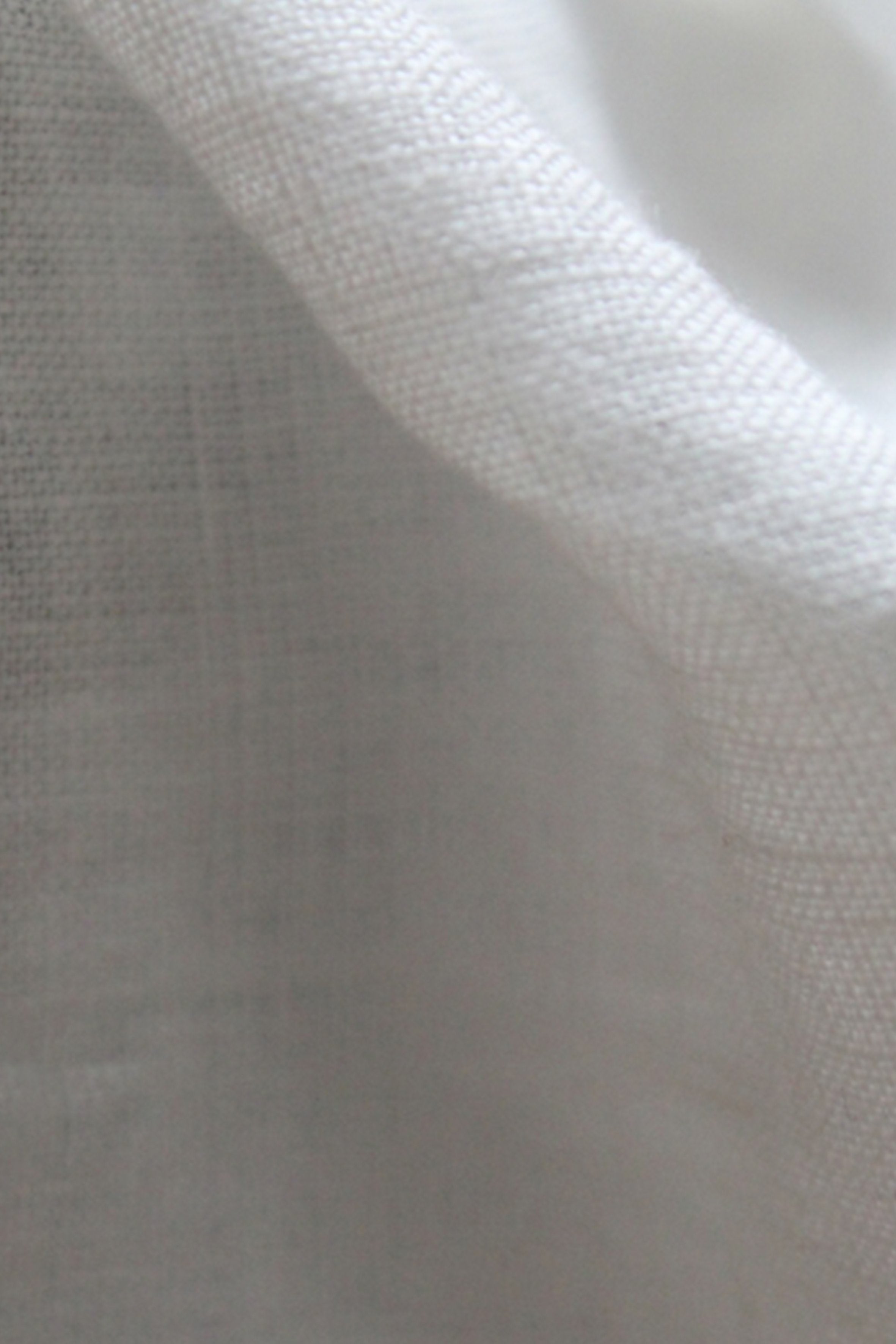 Détail du tissu Epoca blanc en toile de lin